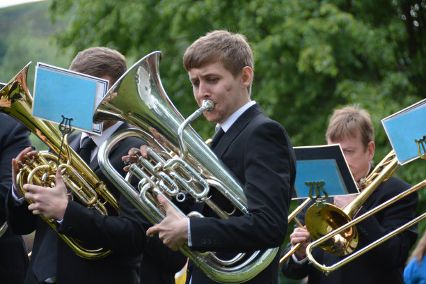 圣灵降临节乐队比赛图片下载