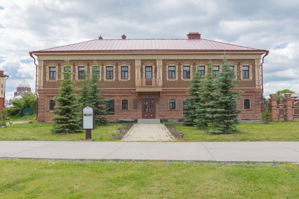 商人加米涅夫的房子，这张照片拍摄于一个阳光明媚的夏日图片下载