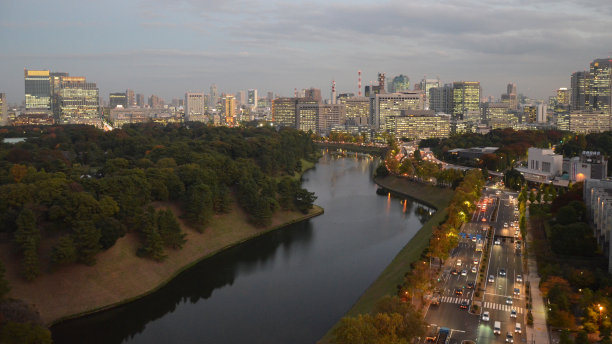 从20号国道到东京银座区的景色图片下载