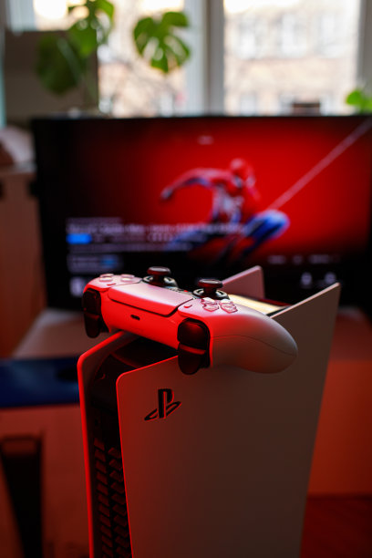 索尼PlayStation 5游戏机和游戏图片下载