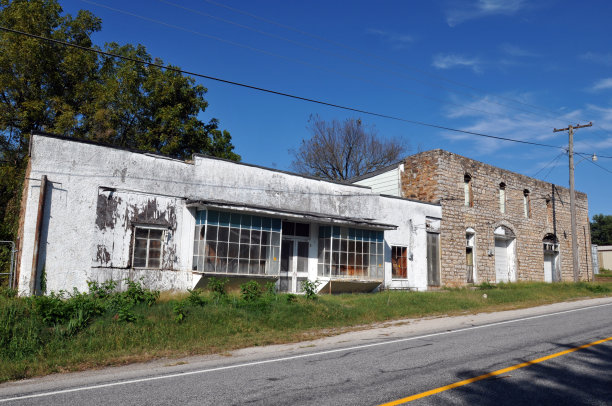 密苏里州霍尔镇66号公路沿线的历史建筑图片下载