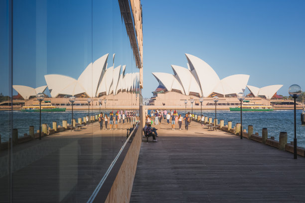 悉尼歌剧院的反思图片下载