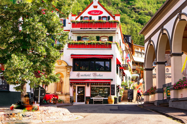 波恩霍芬修道院，位于莱茵兰-普法尔茨的莱茵坎普-波恩霍芬，摄于2019.08.15图片下载