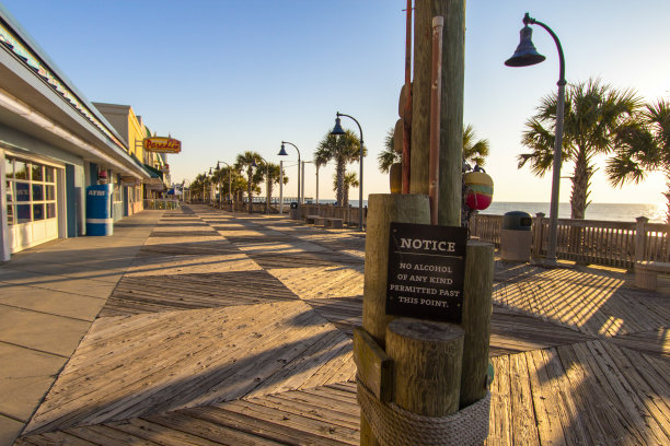 南卡罗来纳州默特尔海滩木板路图片下载