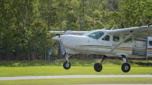 轻型飞机图片下载