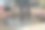 一群墨西哥建筑工人正在为一座钢筋基础的桥梁浇筑混凝土图片下载