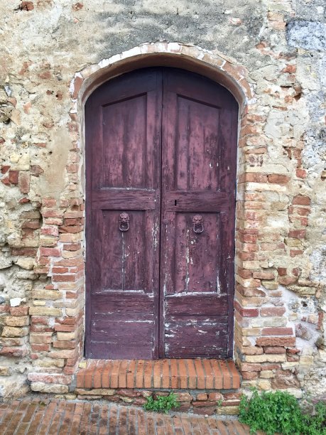 紫色的门图片下载