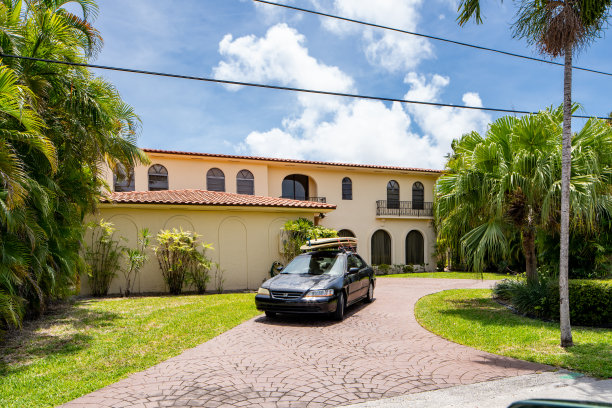 美国佛罗里达州迈阿密东岸社区分部的单户家庭住宅照片系列图片下载