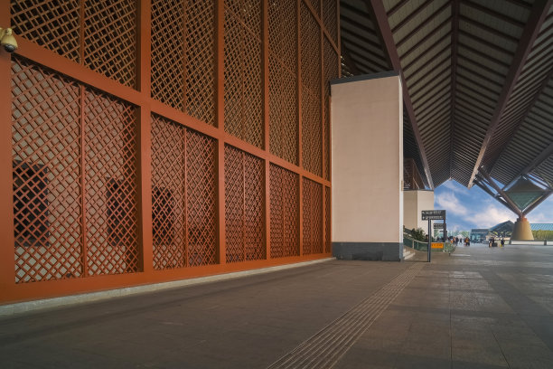 拍摄中式苏州火车站图片下载