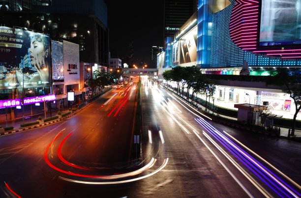 暹罗中心是暹罗BTS车站附近的购物中心图片下载