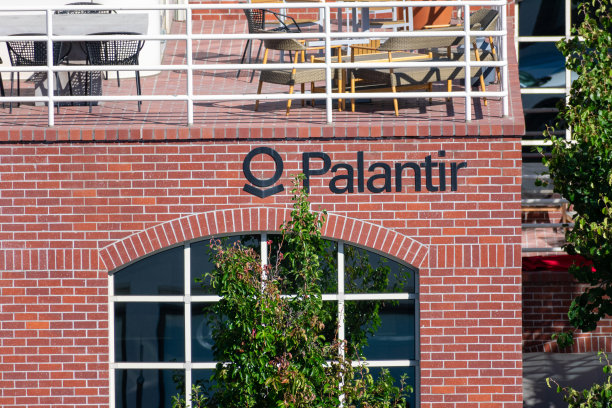 Palantir Technologies总部位于硅谷。-加州帕洛阿尔托，美国- 2019图片下载