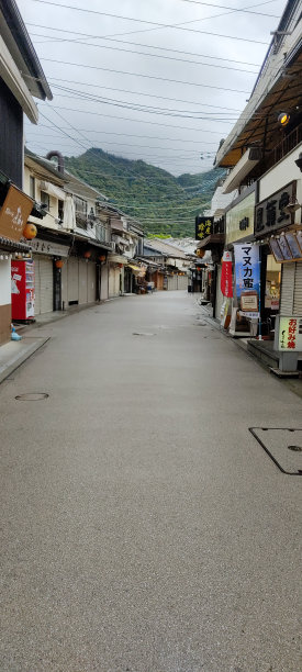 安静的宫岛商业街照片图片下载