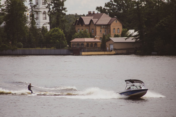 河水运输图片下载