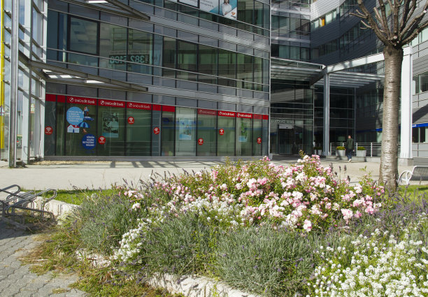 匈牙利联合信贷银行布达佩斯分行图片下载