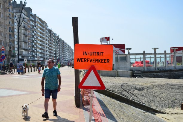 路标道路交通危险施工现场图片下载