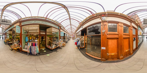 360全景照片维多利亚购物商场在海滨小镇大雅茅斯，诺福克图片下载