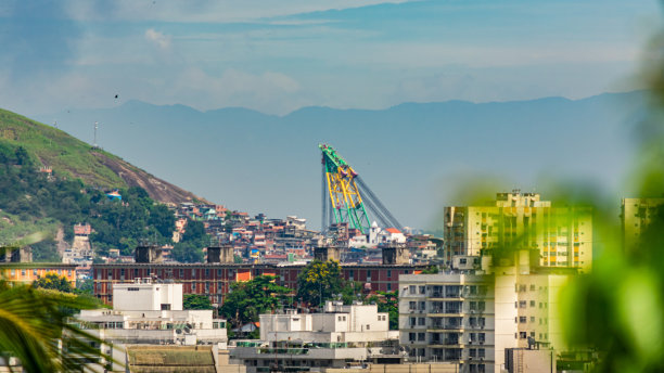 照片的白天室外城市景观与建筑物在一个城市在巴西图片下载