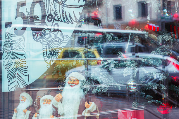 时尚精品橱窗与圣诞节装饰图片下载