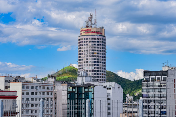 照片的白天室外城市景观与建筑物在一个城市在巴西图片下载