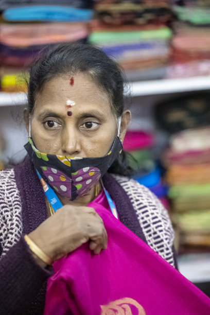 本地市场的本地店主图片下载