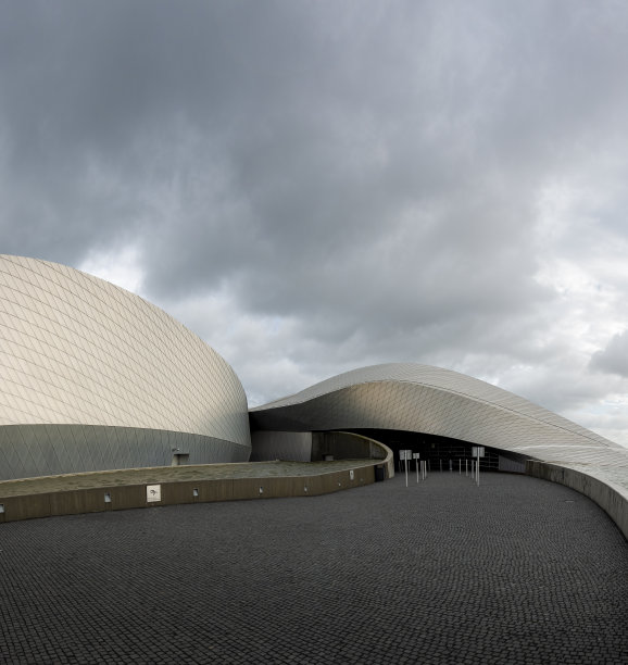 丹麦国家水族馆外观的现代建筑设计图片下载