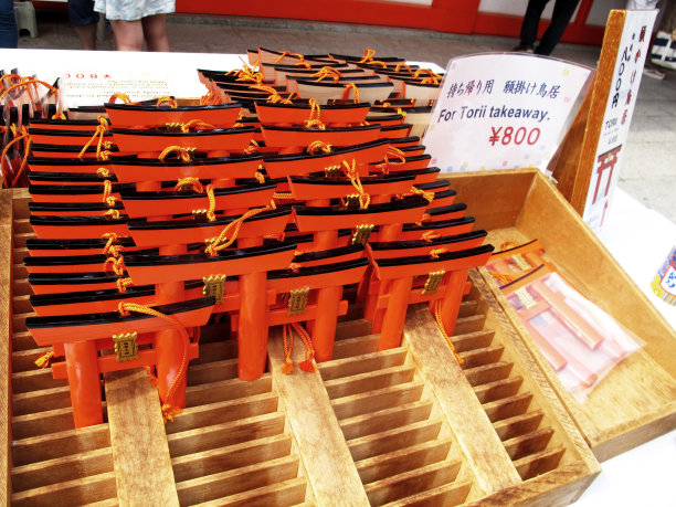 日本关西地区京都的伏见稻利神社图片下载