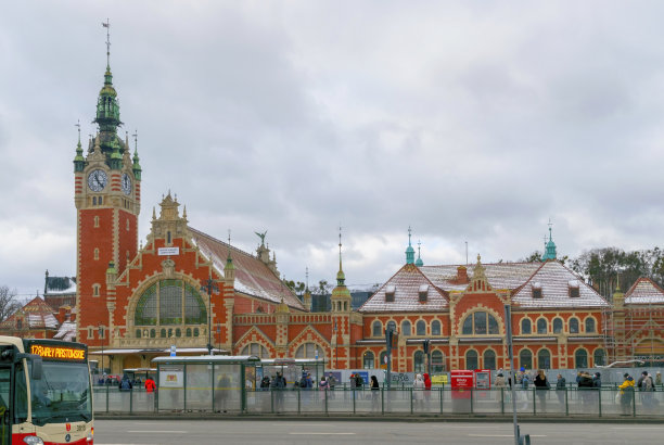 格但斯克的火车站大楼图片下载