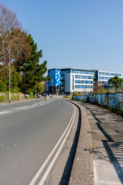 城市大学普利茅斯图片下载