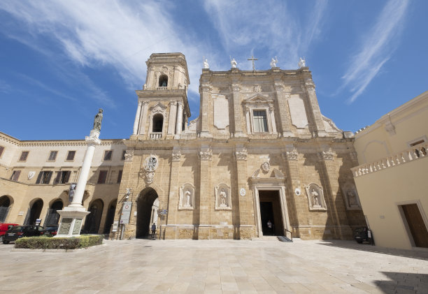 意大利阿普利亚布林迪西的圣约翰浸礼会大教堂图片下载