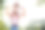 快乐的黑人父亲背着女儿在户外的肖像。家庭幸福爱的理念。图片下载