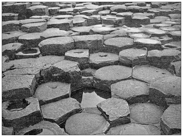 爱尔兰古老的旅行照片:巨人的堤道图片下载