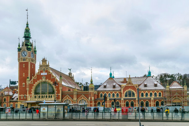 格但斯克的火车站大楼图片下载