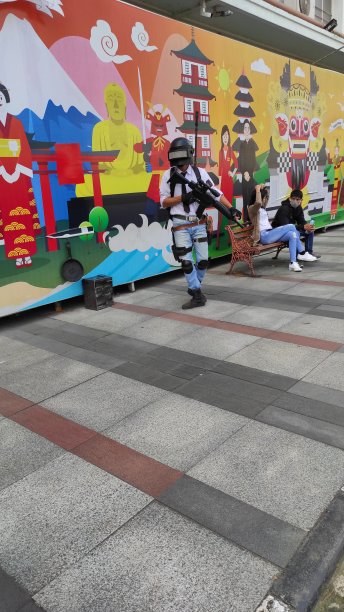 万隆广场Cosplaying -库存照片图片下载