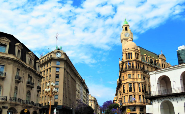 布宜诺斯艾利斯五月广场附近的建筑物。图片下载