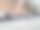 2021年11月19日，鹿特丹骚乱中，一名男子开着清扫车评估和清理火灾损失图片下载