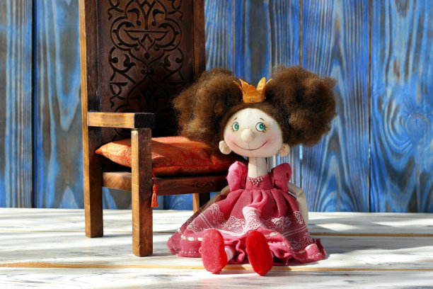 纺织品手工制作的软娃娃公主图片下载