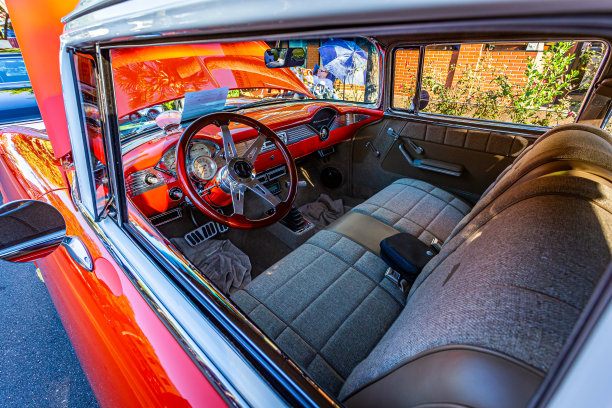 1955年雪佛兰BelAir跑车内饰图片下载