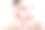 在白色背景照片上，年轻的女士在涂抹了血清后抚摸着她光滑的皮肤图片下载