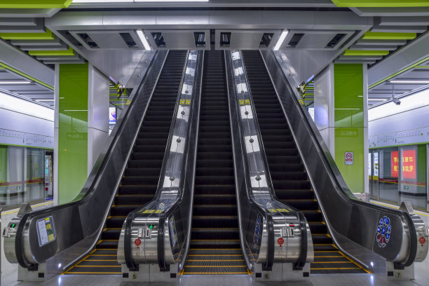 广州地铁7号线图片下载