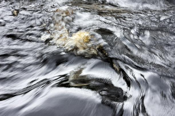 水银水纹理。图片可以作为背景图片下载