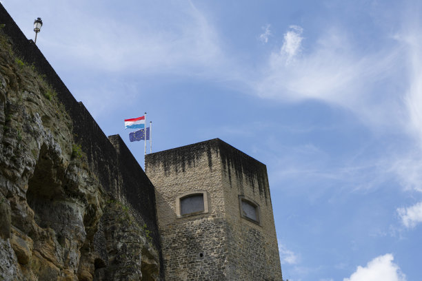 卢森堡和欧洲国旗图片下载