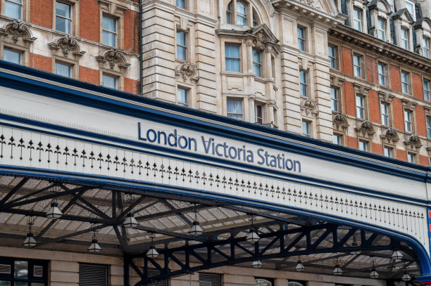 伦敦维多利亚车站图片下载