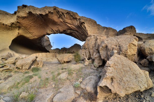 沙漠中的岩石，以数码照片为背景图片下载