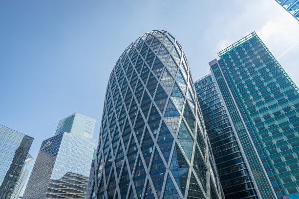 游览D2塔在拉德芳斯在法国巴黎图片下载