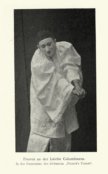 喜剧演员打扮成皮埃罗，哑剧和艺术喜剧的一个股票角色图片下载