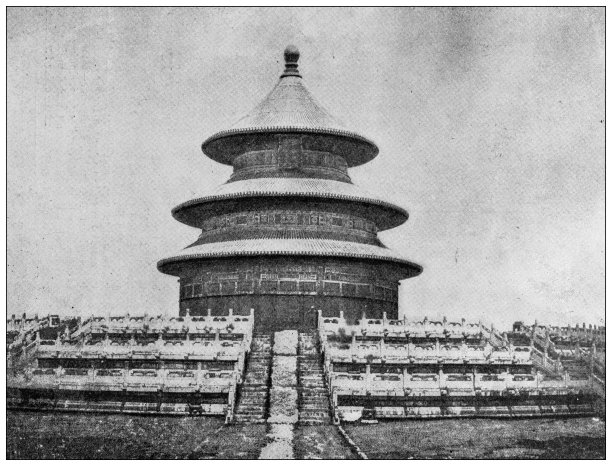 来自英国杂志的古董图片:中国，北京，天坛图片下载
