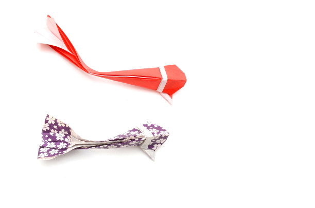 折纸锦鲤纸鱼图片下载