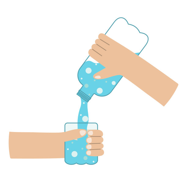 人们用手把塑料瓶里的水倒进玻璃里。图片下载