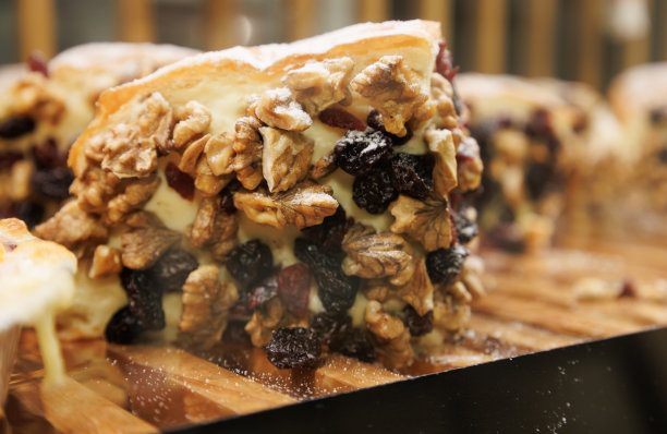 坚果面包图片下载