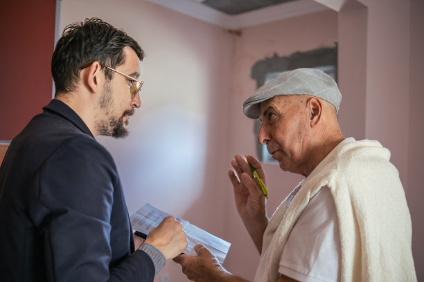 你的理赔员会尽一切可能把你的损失降到最低图片下载